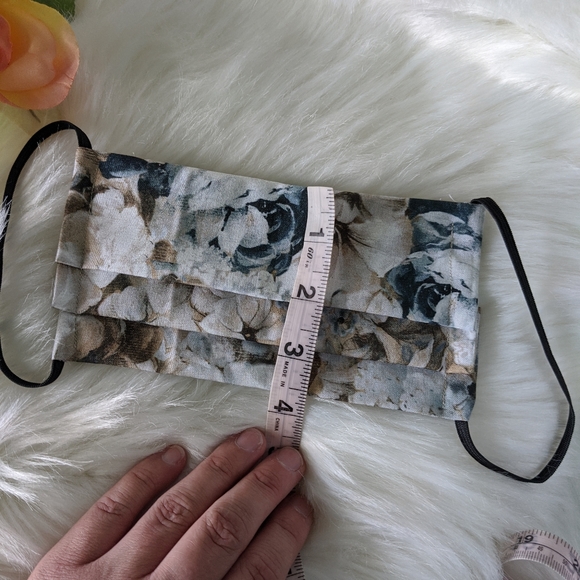 Two Face Masks - Floral - Picture 2 of 5